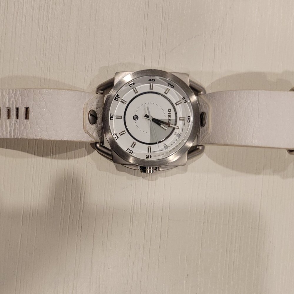 Diesel leather men's white watch